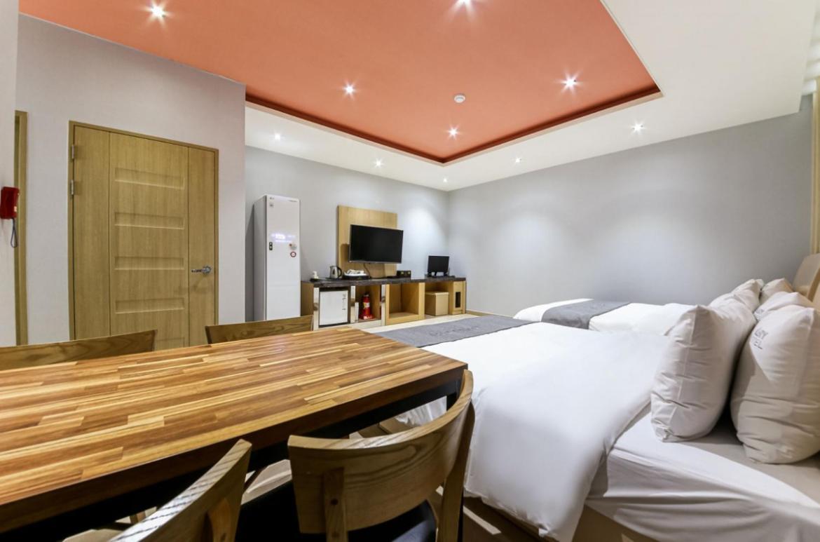 Gwangju Metropolitan City Gallery Hotel מראה חיצוני תמונה
