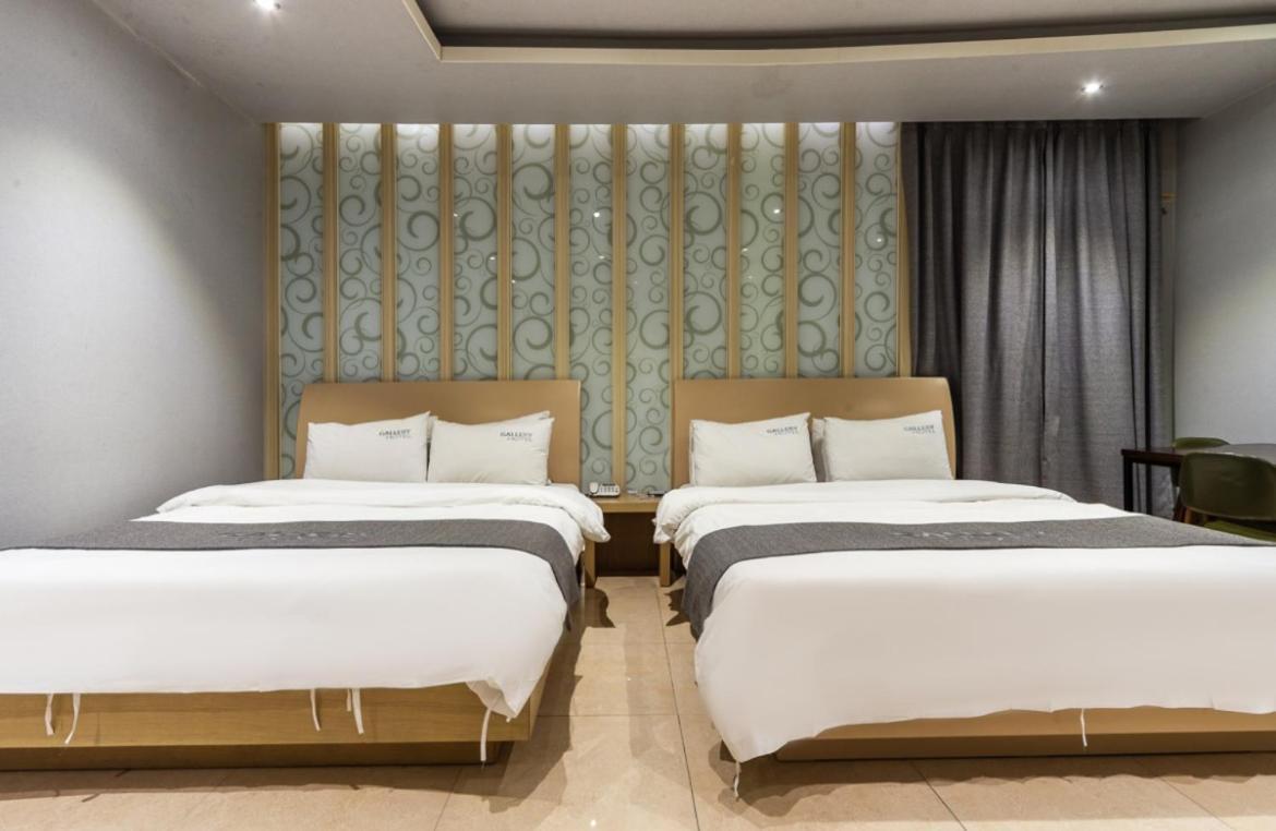 Gwangju Metropolitan City Gallery Hotel מראה חיצוני תמונה