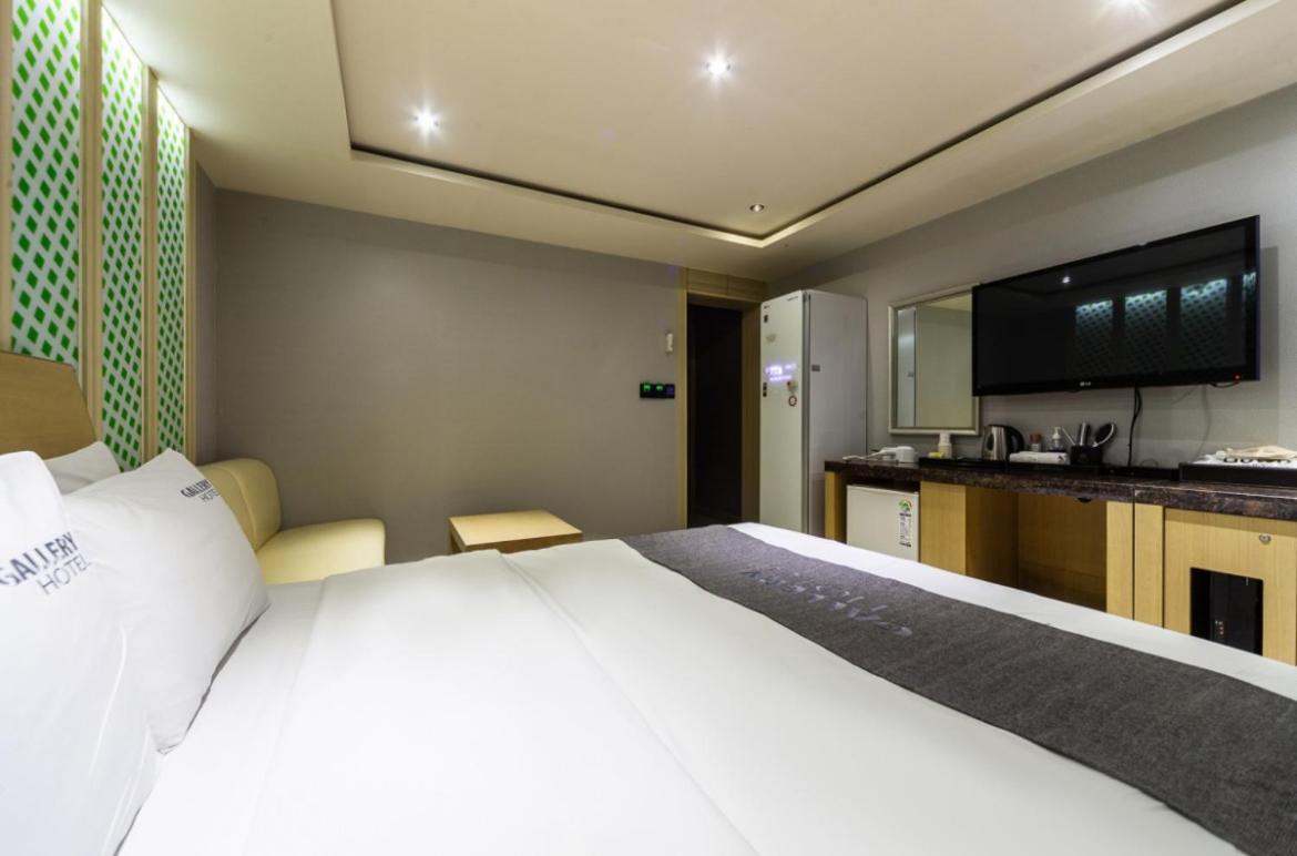 Gwangju Metropolitan City Gallery Hotel מראה חיצוני תמונה