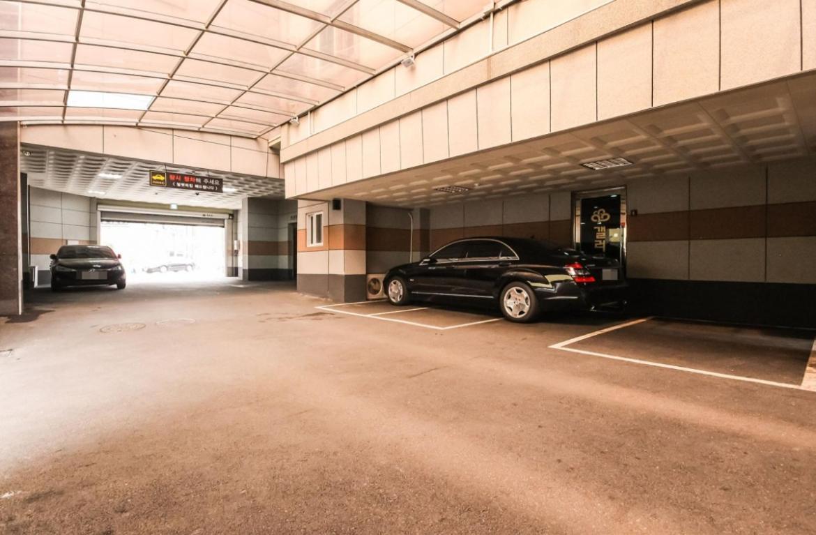Gwangju Metropolitan City Gallery Hotel מראה חיצוני תמונה
